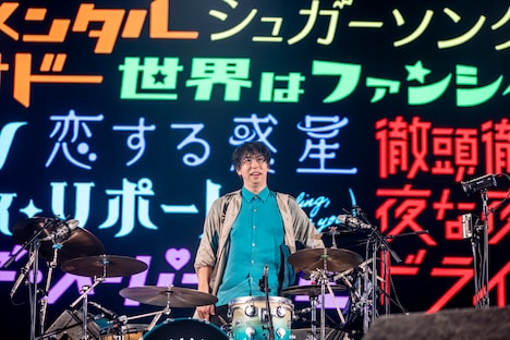 鈴木貴雄（Dr / UNISON SQUARE GARDEN）（Photo by Viola Kam [V'z Twinkle)]）