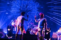 氣志團のライブの様子。（撮影：曽我美芽）