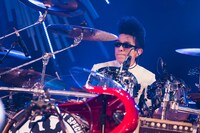 氣志團サポートドラマーの叶亜樹良。（撮影：曽我美芽）