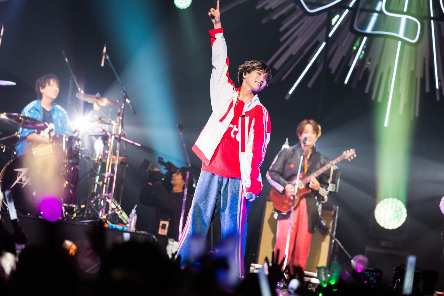 7ORDERのライブの様子。（撮影：曽我美芽）
