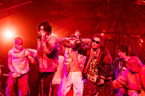 7ORDERとWATWINGのコラボレーションの様子。（撮影：曽我美芽）