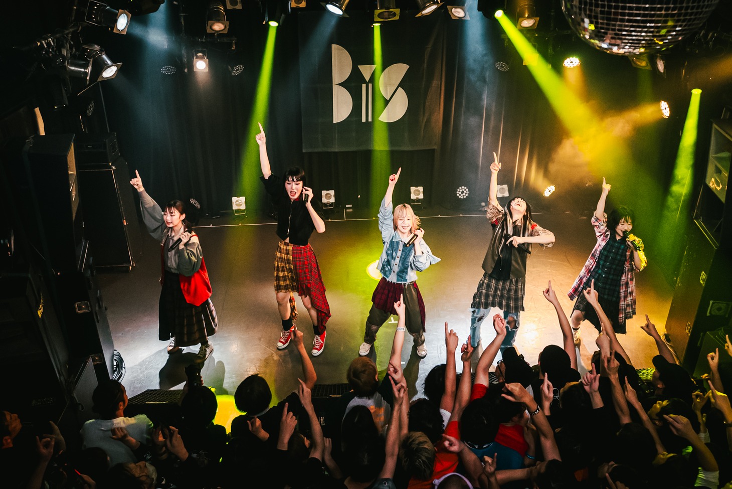 BiS