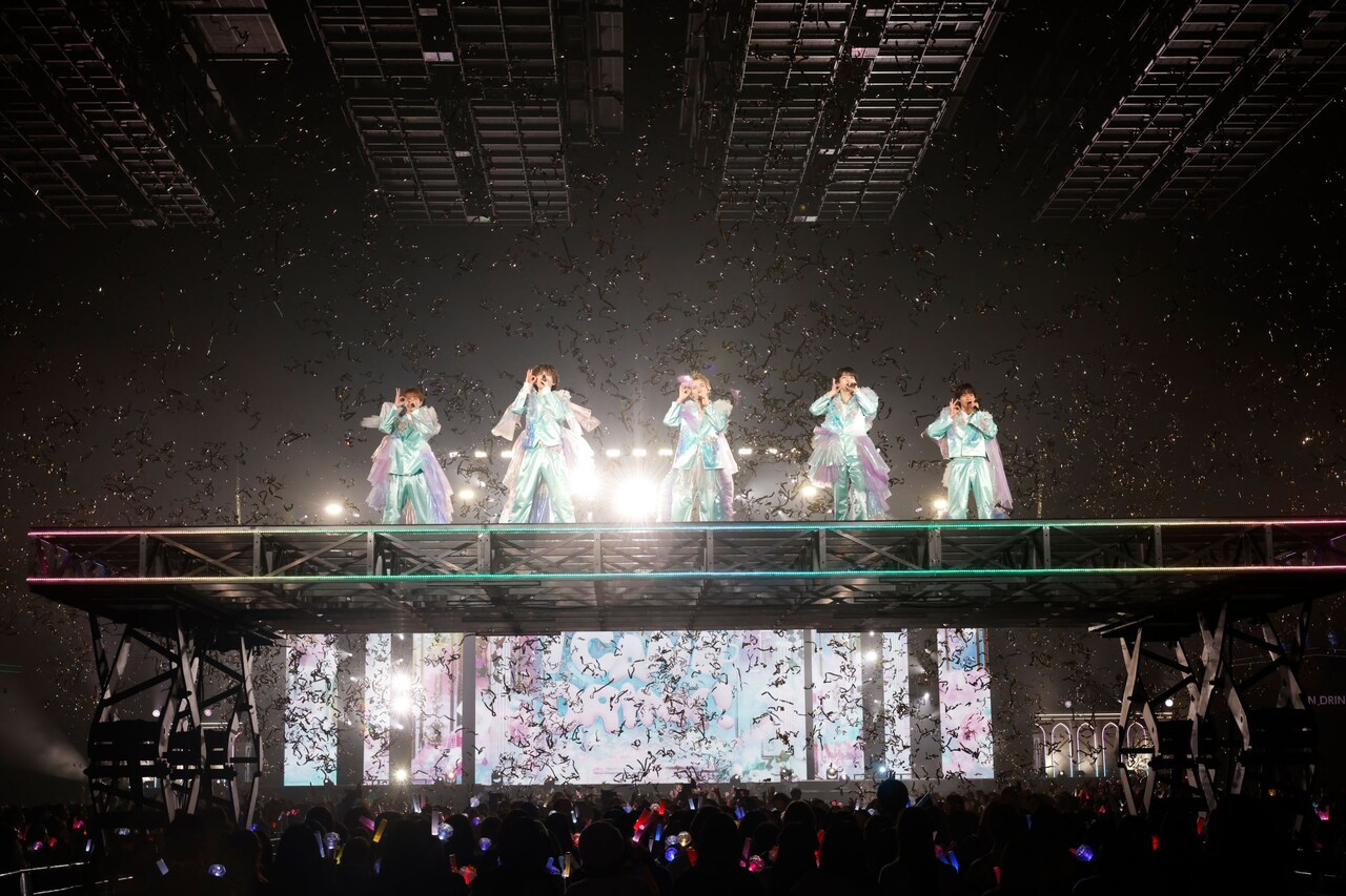 M!LK10周年、アリーナツアーで確かめた旅路と5人の絆「幸せなグループ