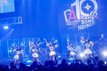 「Devil ANTHEM. 10th Anniversary ONE MAN LIVE『Miraculous Trajectory～すべてが奇跡だった～』」の様子。（撮影：笹森健一）