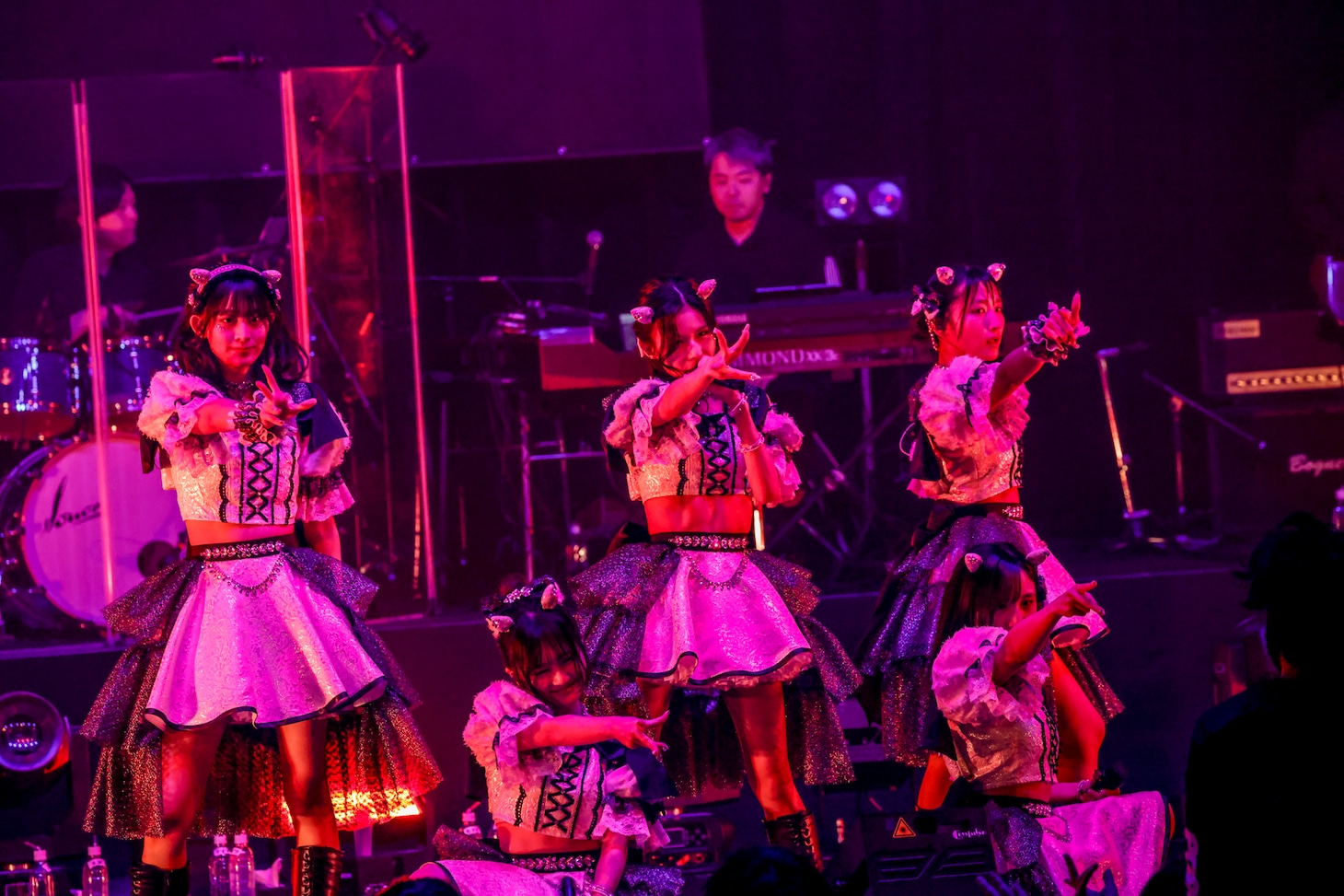 「Devil ANTHEM. 10th Anniversary ONE MAN LIVE『Miraculous Trajectory～すべてが奇跡だった～』」の様子。（撮影：笹森健一）