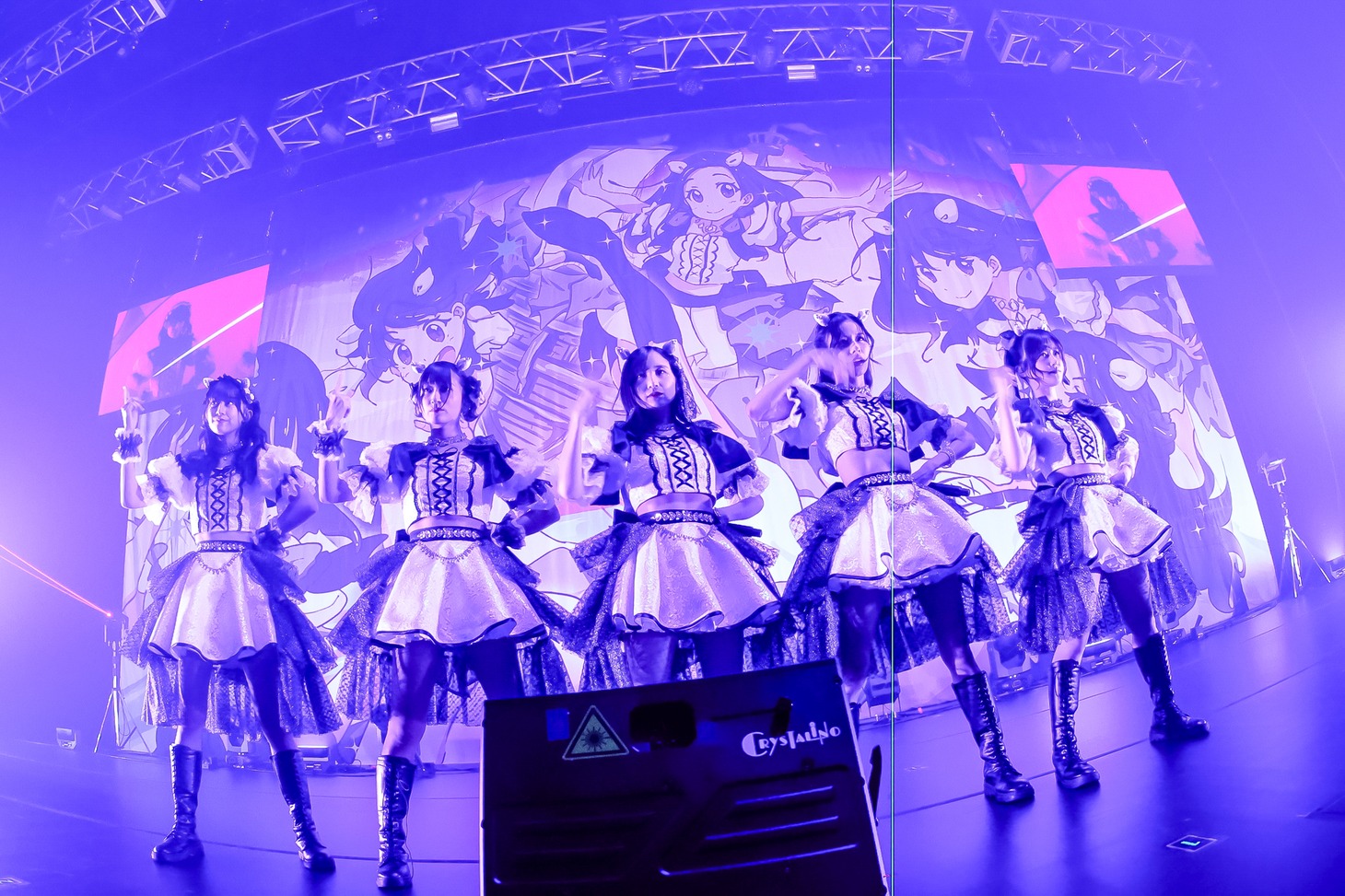 「Devil ANTHEM. 10th Anniversary ONE MAN LIVE『Miraculous Trajectory～すべてが奇跡だった～』」の様子。（撮影：笹森健一）