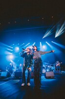 ハナレグミとiri。