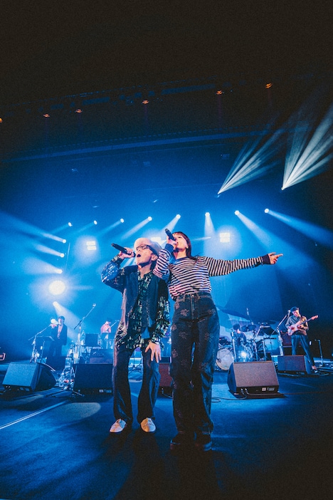 ハナレグミとiri。