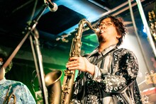 安原大貴（Sax / Black petrol）