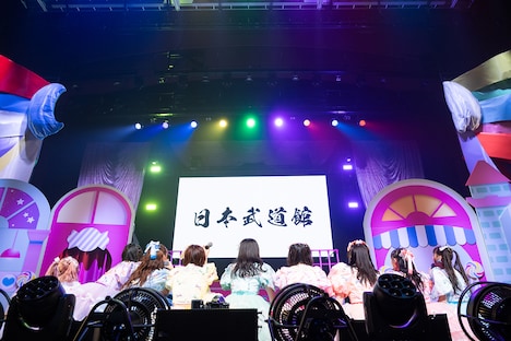 東京・日本武道館公演の開催決定をサプライズで知るいぎなり東北産。