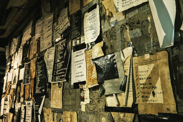 新宿LOFTのステージ裏。