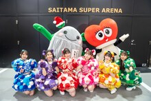 たまーりん、パブりんと記念撮影する超ときめき♡宣伝部、。