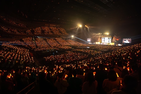 オレンジ一色に染まった埼玉・さいたまスーパーアリーナ。