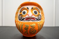 両方の目入れが完了しただるま。