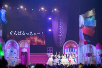 特報映像の掛け声に合わせて「がんばるっちゃー！」と叫ぶいぎなり東北産と皆産。