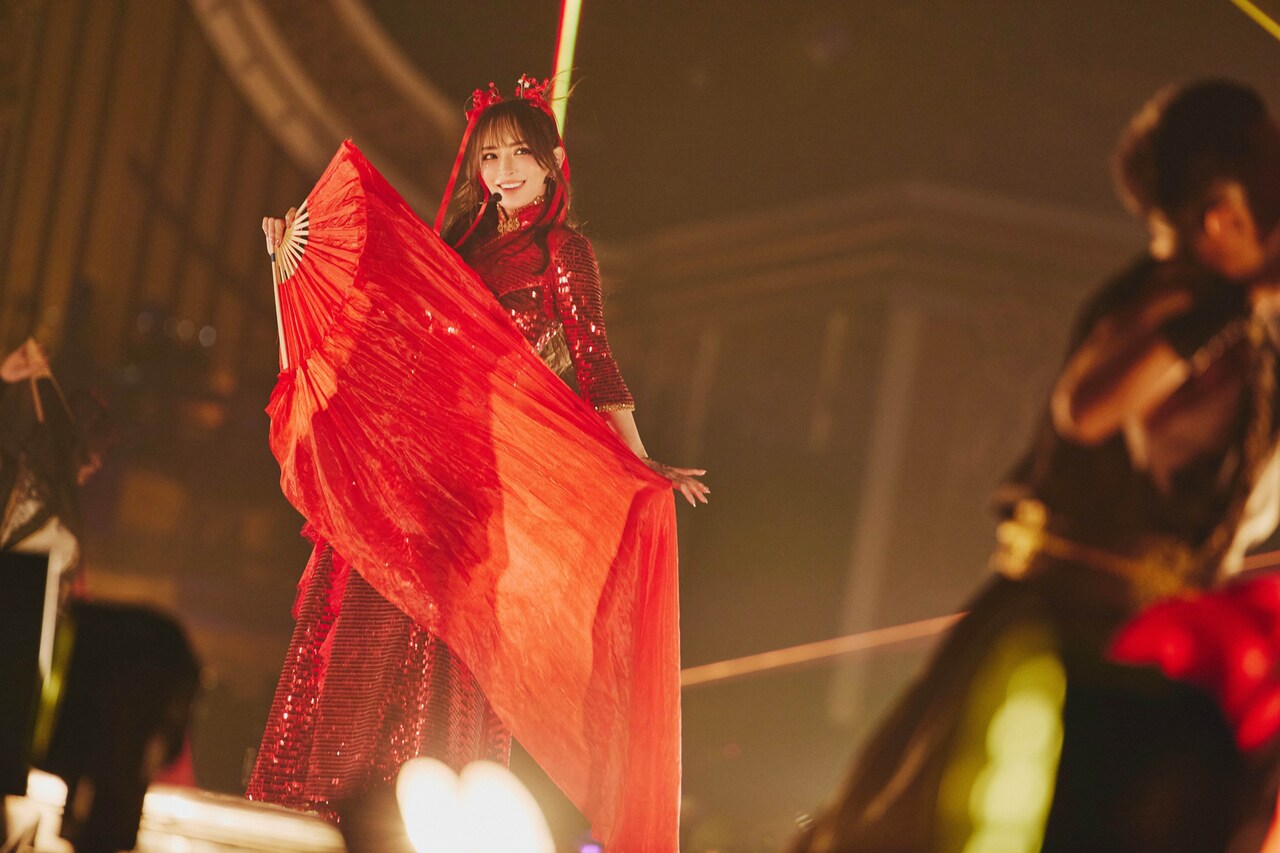 浜崎あゆみ、恒例カウントダウンでファンへ思い届ける「2025年も