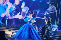 浜崎あゆみ（撮影：嘉茂雅之、高浜栄蔵、山辺学）