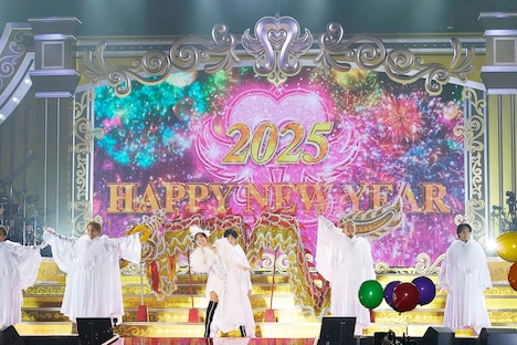 浜崎あゆみ（撮影：嘉茂雅之、高浜栄蔵、山辺学）