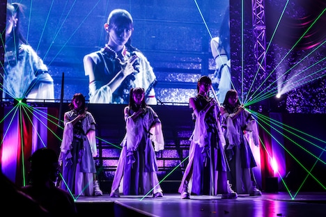 TEAM SHACHI「決戦の鯱詣2025 ～ポジティブ・エキサイティング・ソウル・ライブ」の様子。（撮影：笹森健一）