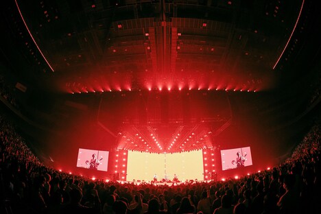 My Hair is Bad「ファイヤーホームランツアー」埼玉・さいたまスーパーアリーナ公演の様子。（Photo by Ayumu Kosugi）