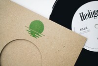 Hedigan's「再生」アナログ盤のジャケットと盤面。