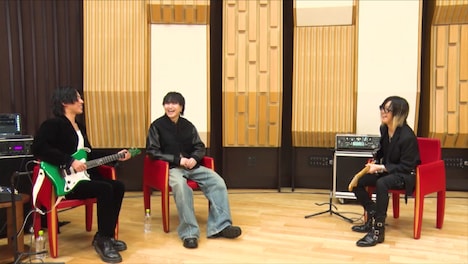 「STUDIO HISASHI with Anime」より、トークコーナーの様子。