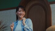 ユニクロ新テレビCM「LifeとWear / ジーンズホテル / WOMEN」より。