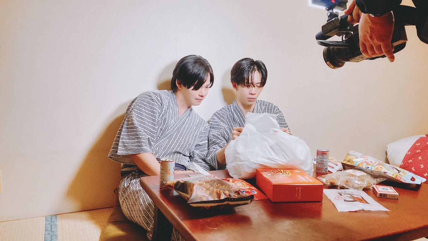小笠原海と船津稜雅。