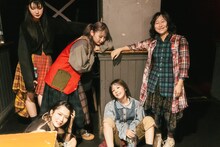 イギリス・ロンドンでのライブを終えた直後のBiS。