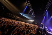 SADSのライブの様子。