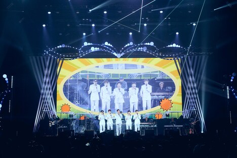 ゴスペラーズ「ゴスペラーズ 30周年記念祭@日本武道館」の様子。（撮影：笹原清明）