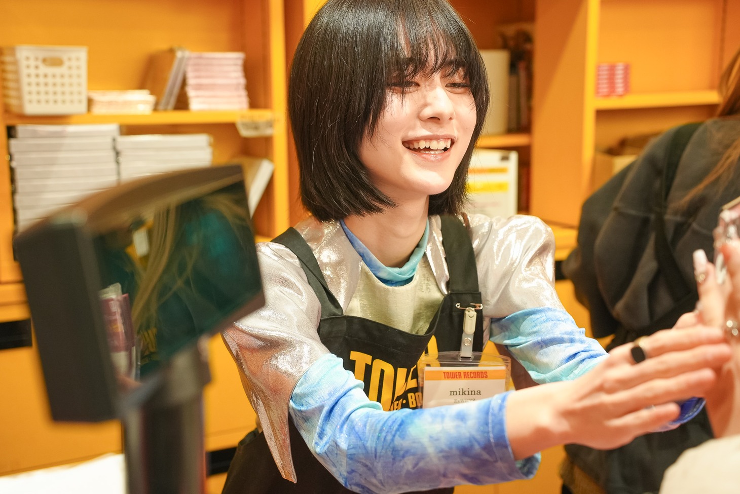 mikina（ExWHYZ）