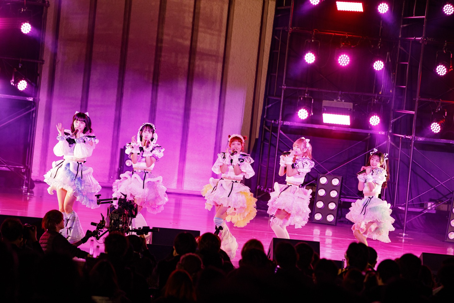 KiSS KiSS（Photo by sotobayashi kenta）