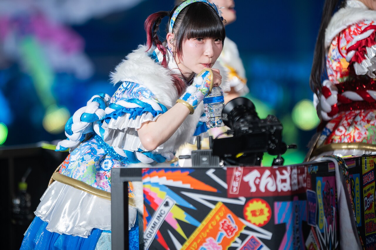 【中古】 おつかれサマー！ 藤咲彩香カラーver．/ でんぱ組．inc 藤崎彩音（でんぱ組.inc） - 「iDL」冬公演にチキパ、オサカナ