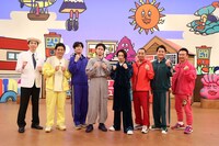 カンテレ・フジテレビ系「火曜は全力！ 華大さんと千鳥くん」出演者 ©︎カンテレ