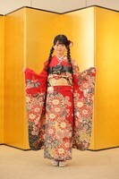 布袋百椛 ©AKB48