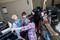 開演直前のBiS。