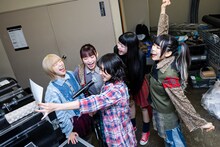 開演直前のBiS。