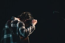 川崎鷹也（撮影：スエヨシリョウタ）