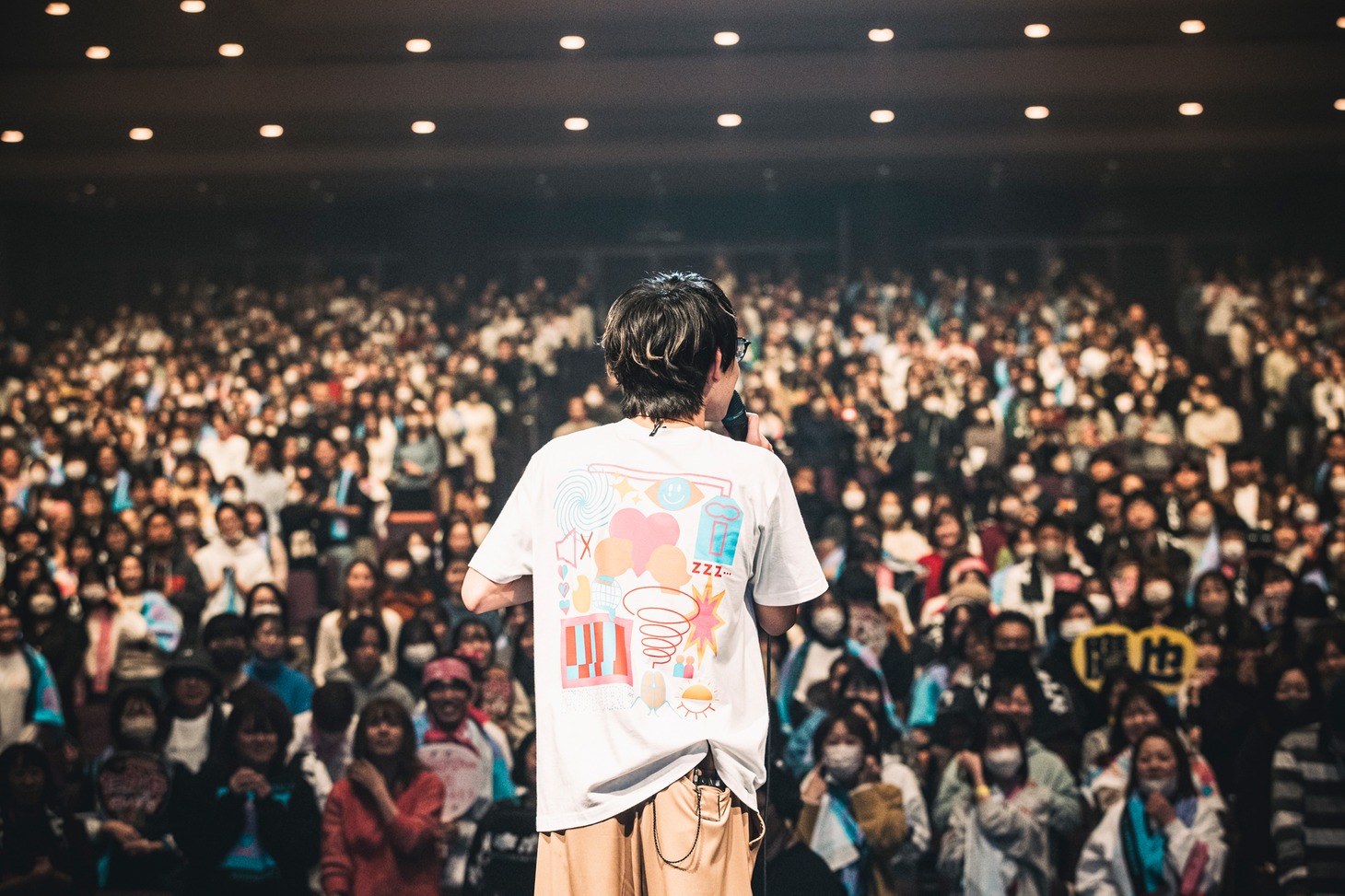 「川崎鷹也 2024-2025 Hall Tour『愛心 -MANAGOKORO-』」パシフィコ横浜 国立大ホール公演の様子。（撮影：スエヨシリョウタ）
