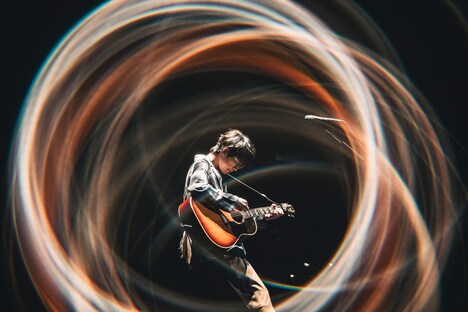 川崎鷹也（撮影：スエヨシリョウタ）