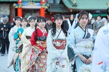 「2025年 AKB48 二十歳のつどい」の様子。 ©AKB48