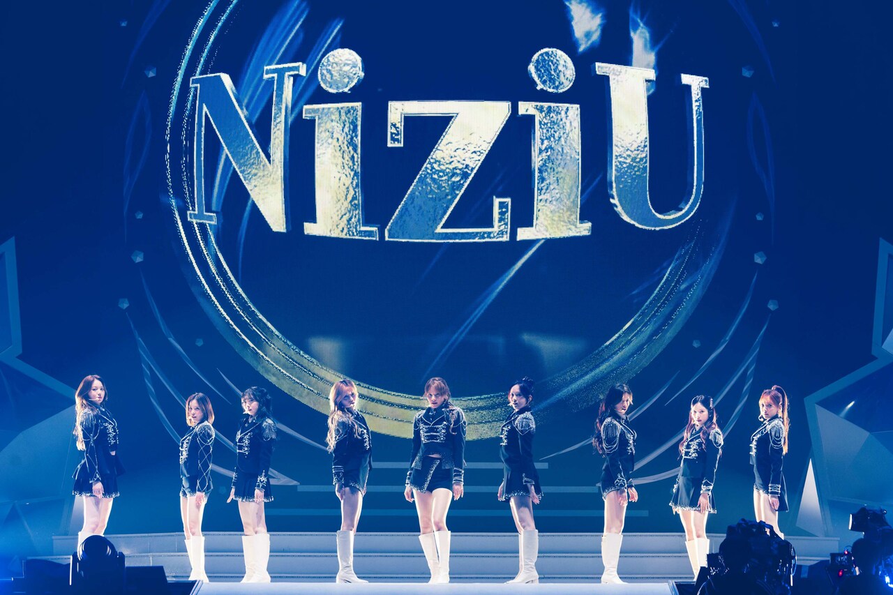 NiziU「AWAKE」ツアー東京公演で4.5万人動員、新曲含む24曲披露