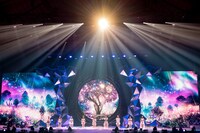 NiziU（撮影：田中聖太郎写真事務所）