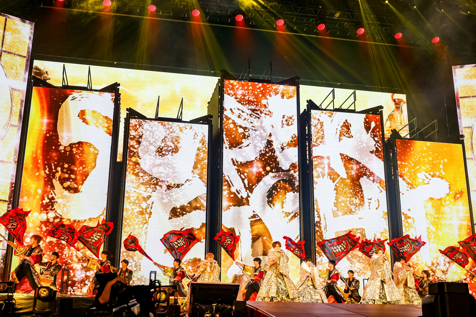 SUPER EIGHTが大阪で“成人式”20年の感謝を込めたドームツアー