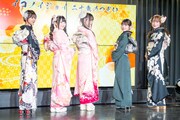 左から⼤信⽥美⽉、櫻井もも、齋藤樹愛羅、永⽥詩央⾥、髙橋舞。