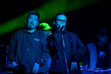 「SMA50th Anniversary×ライブナタリー “岡崎体育×梅田サイファー”」の様子。（Photo by MAYUMI）