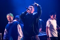 KBD（写真中央）（Photo by MAYUMI）