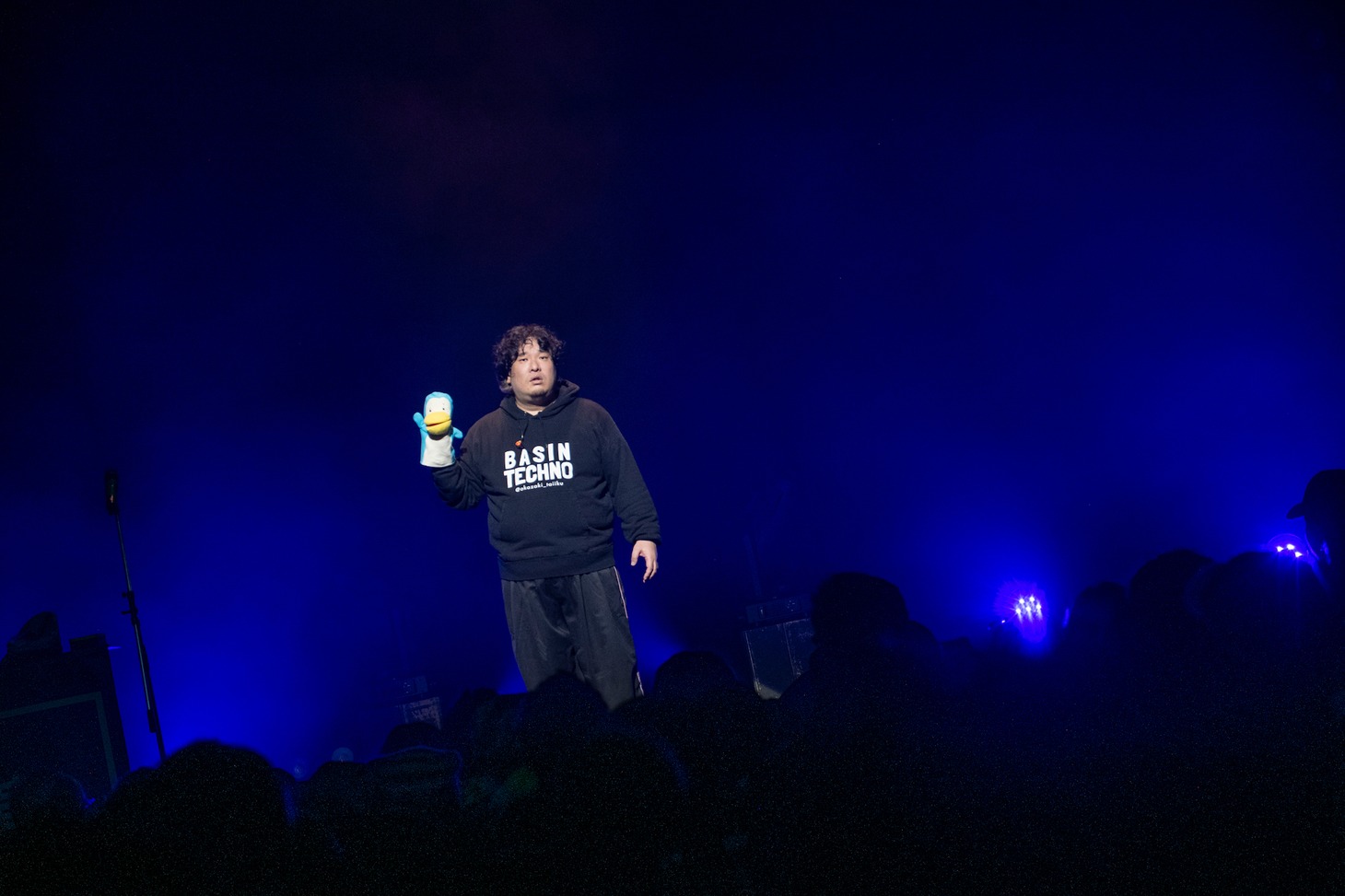 てっくんと岡崎体育（Photo by MAYUMI）