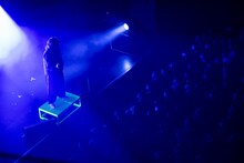 岡崎体育（Photo by MAYUMI）